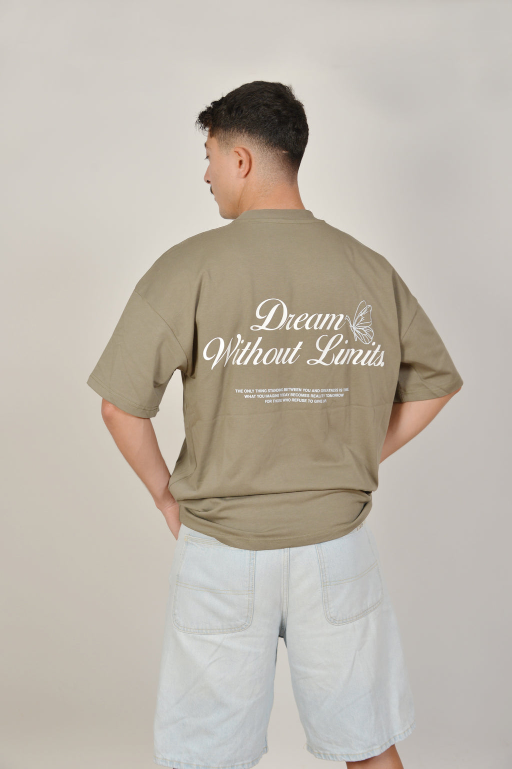 DREAM WITHOUT LIMITS TEE